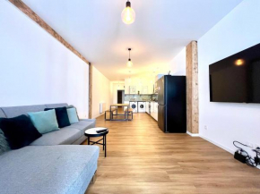 Chic and nenwly renovated apartment - central location